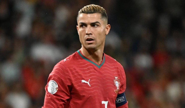 Ronaldo, milli takımı bırakmadığını açıkladı