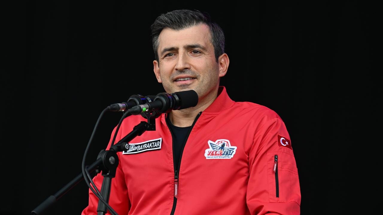 Selcuk-Bayraktar-TEKNOFEST-Guneydoguda-15-milyondan-fazla-ziyaretciyle-rekor-kirdik-featured