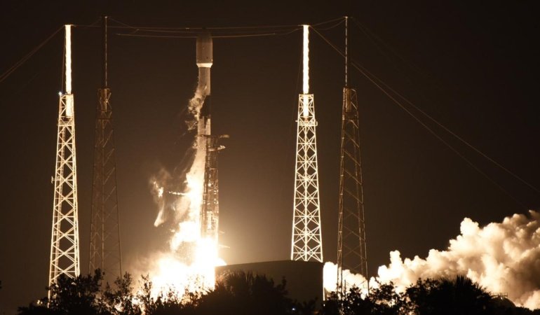 SpaceX'in ilk siyahi kadın komutan liderliğindeki uçuşu ABD hız rekoru kırdı