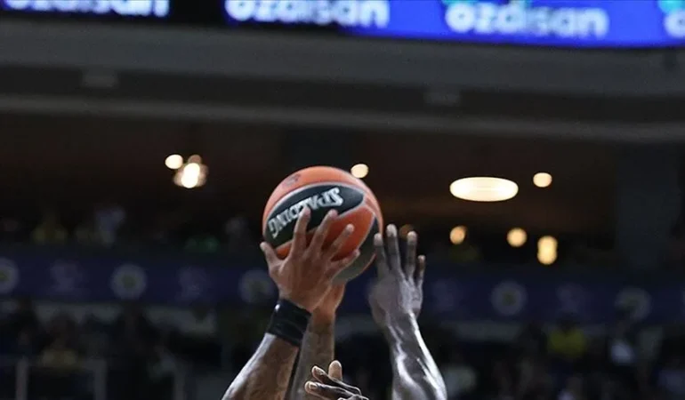 Türkiye Basketbol Ligi’nde 4. hafta 5 maçla başladı