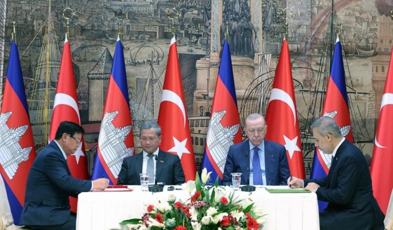 Türkiye ile Kamboçya arasında 'Askeri Çerçeve Anlaşması' imzalandı